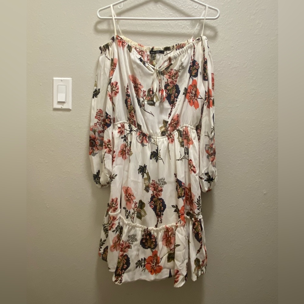 Off the Shoulder Floral Midi Dress